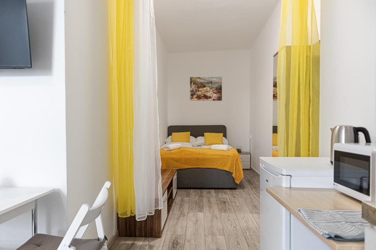 3 Standard Rooms Near Hauptbahnhof Wenen Buitenkant foto