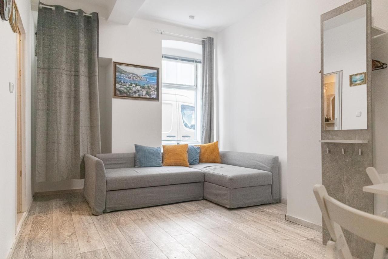 3 Standard Rooms Near Hauptbahnhof Wenen Buitenkant foto