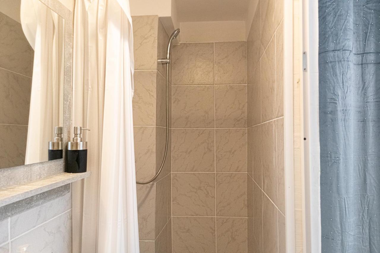 3 Standard Rooms Near Hauptbahnhof Wenen Buitenkant foto