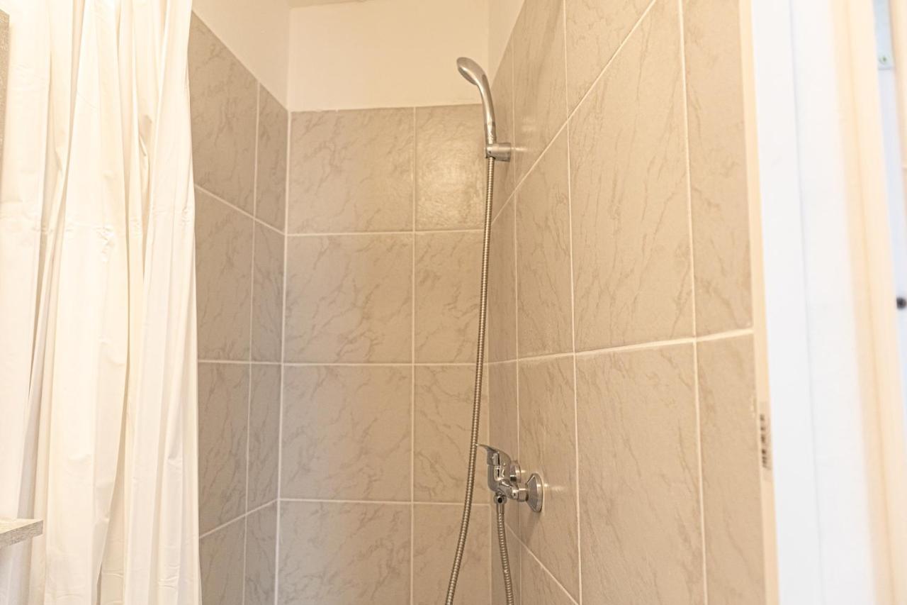 3 Standard Rooms Near Hauptbahnhof Wenen Buitenkant foto